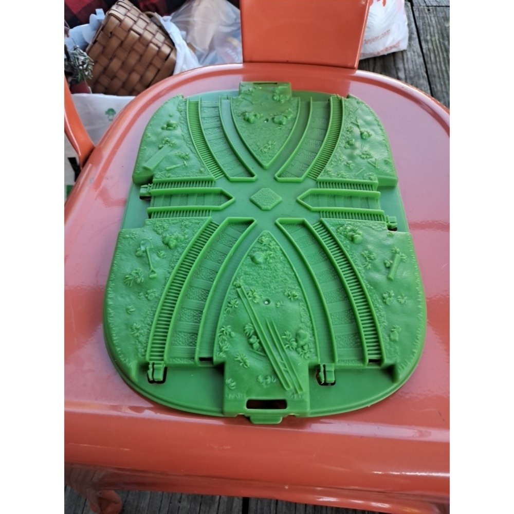 Fisher-Price Thomas & Friends TrackMaster Railway Builder Bucket Green Lid Only